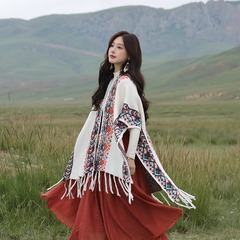2025新款波西米亚民族风披肩女西藏云南青海旅游拍照外搭披风斗篷