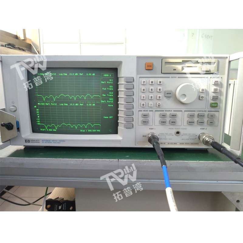 Agilent 安捷伦 300 kHz至1.3 GHz 8712ES 经济型矢量网络分析仪