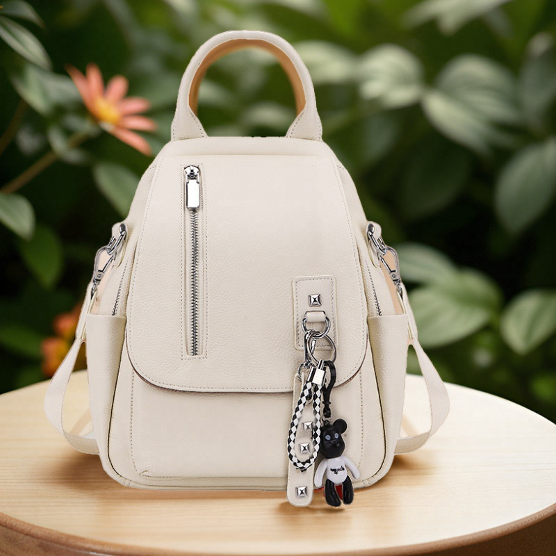 Genuine Leather Backpack, First-Layer Cowhide Backpack, Women's Casual Versatile Large-Capacity Backpack for College Students and Commuters