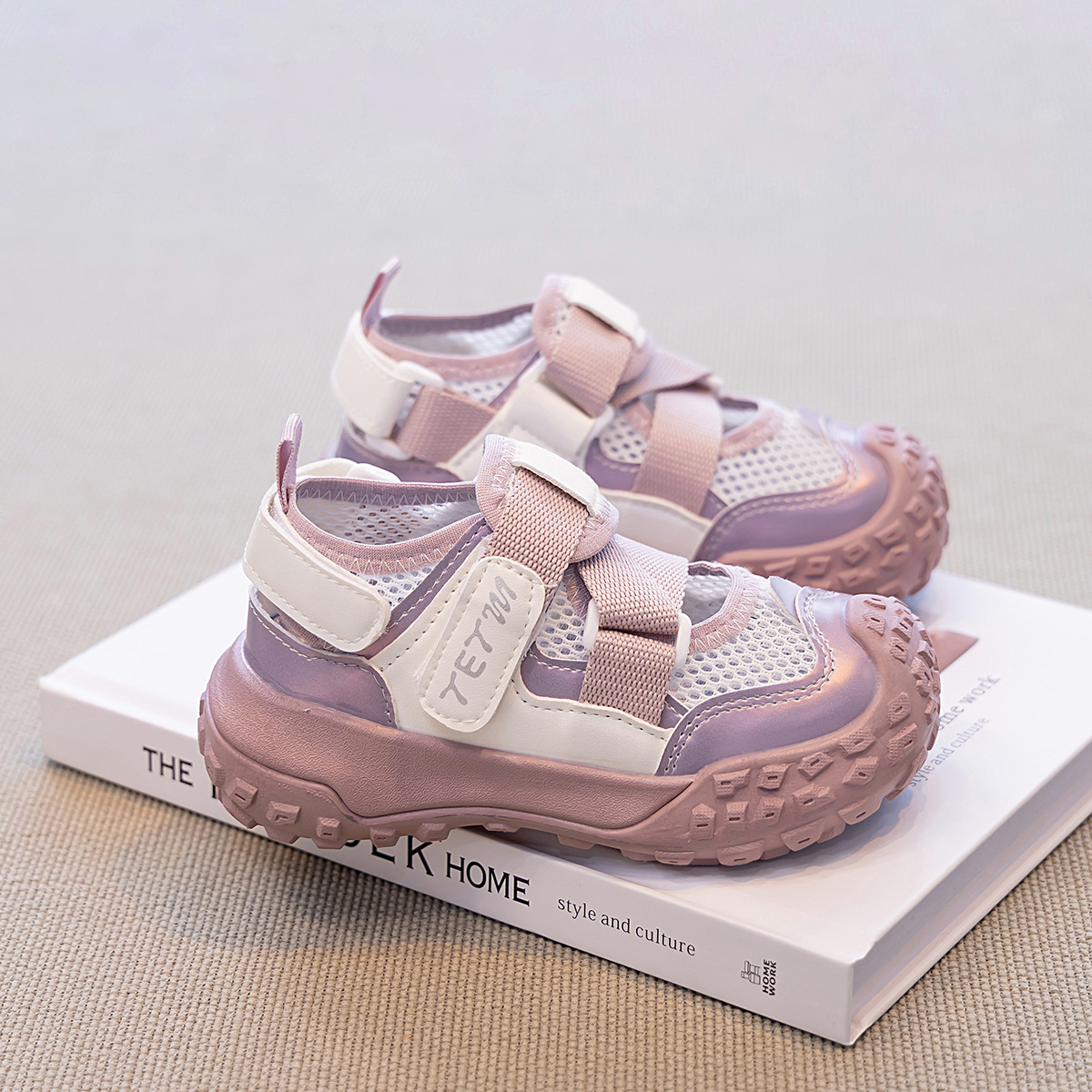 Sandalias deportivas para niñas Zapatos de malla transpirables para niños de verano 2025 nuevos zapatos casuales de malla hueca para niños image 8