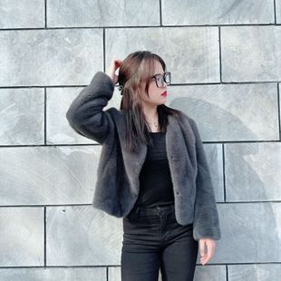 Ƥëһ�w����Ů�����¿���|�Iˮ���qƤ�ݶ̿�ëë����