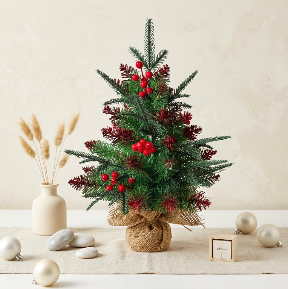 Amazon mezcla de árbol de Navidad mezclado aguja de pino 45 / 60CM árbol de Navidad más fruta roja decoración de Navidad