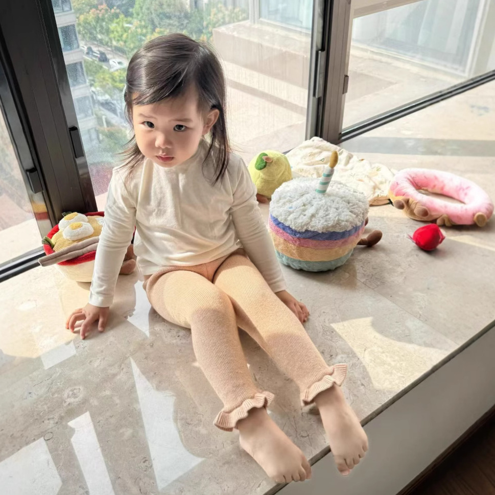 (2개) 2024 가을과 겨울 새로운 어린이 복고풍 부드러운 토끼 벨벳 코어-회전 원사 편안한 스트레치 니트 레이스 바지