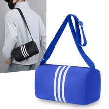 �¿�С�����^�����s���l���\�Ӱ��¿��б���ŮҸ�μ�����l