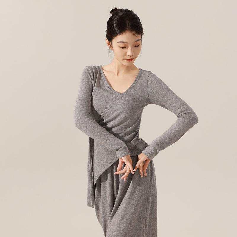 Dance Clothing for Women in Autumn and Winter New Style Modern Chinese Adult Dance Body Classical Practice Daily Wearable Long-Sleeved Tops