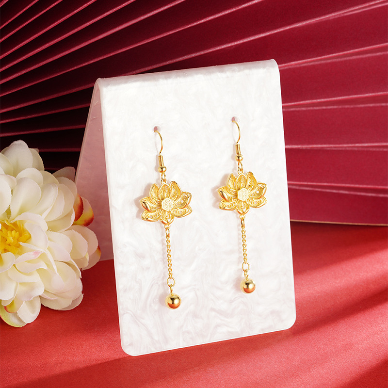 Collar de oro de arena para mujer, sentido de alta calidad, loto, nuevo traje de estilo chino, anillo de pendientes, joyería de todo fósforo que no se desvanece durante mucho tiempo al por mayor