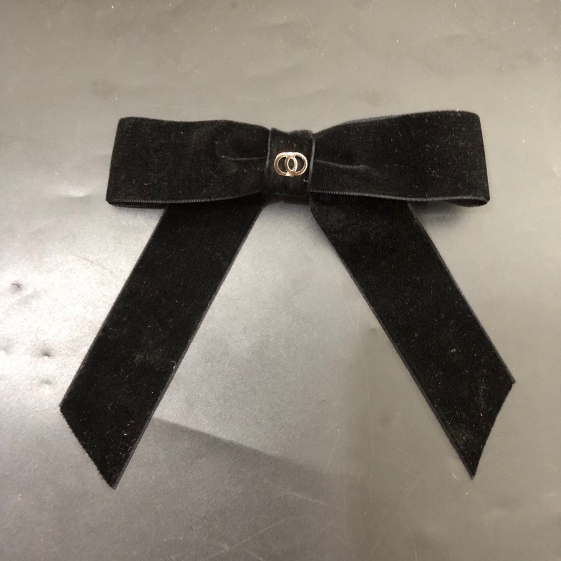 14cmx14 Chanel estilo cinta nuevo negro Cisne terciopelo arco oro estándar gran horquilla image 2