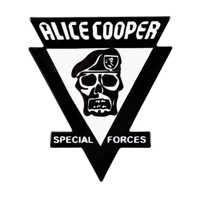 Singer Alice Cooper Brooch: Yaxa sancaqları