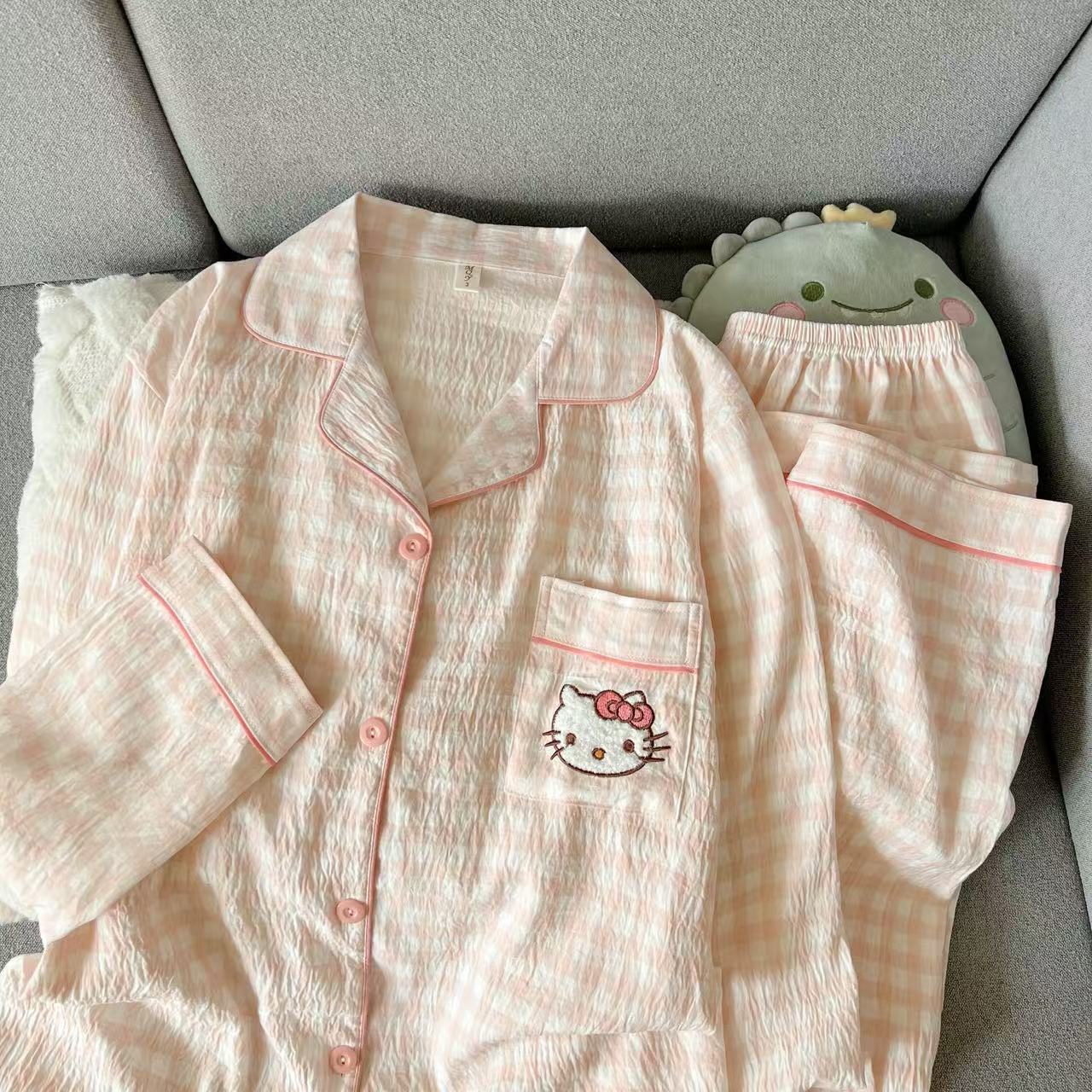 Pijamas al por mayor transfronterizos de primavera y otoño nubes de algodón ropa doméstica pantalones de manga larga dibujos animados autocriticia oso nuevo conjunto
