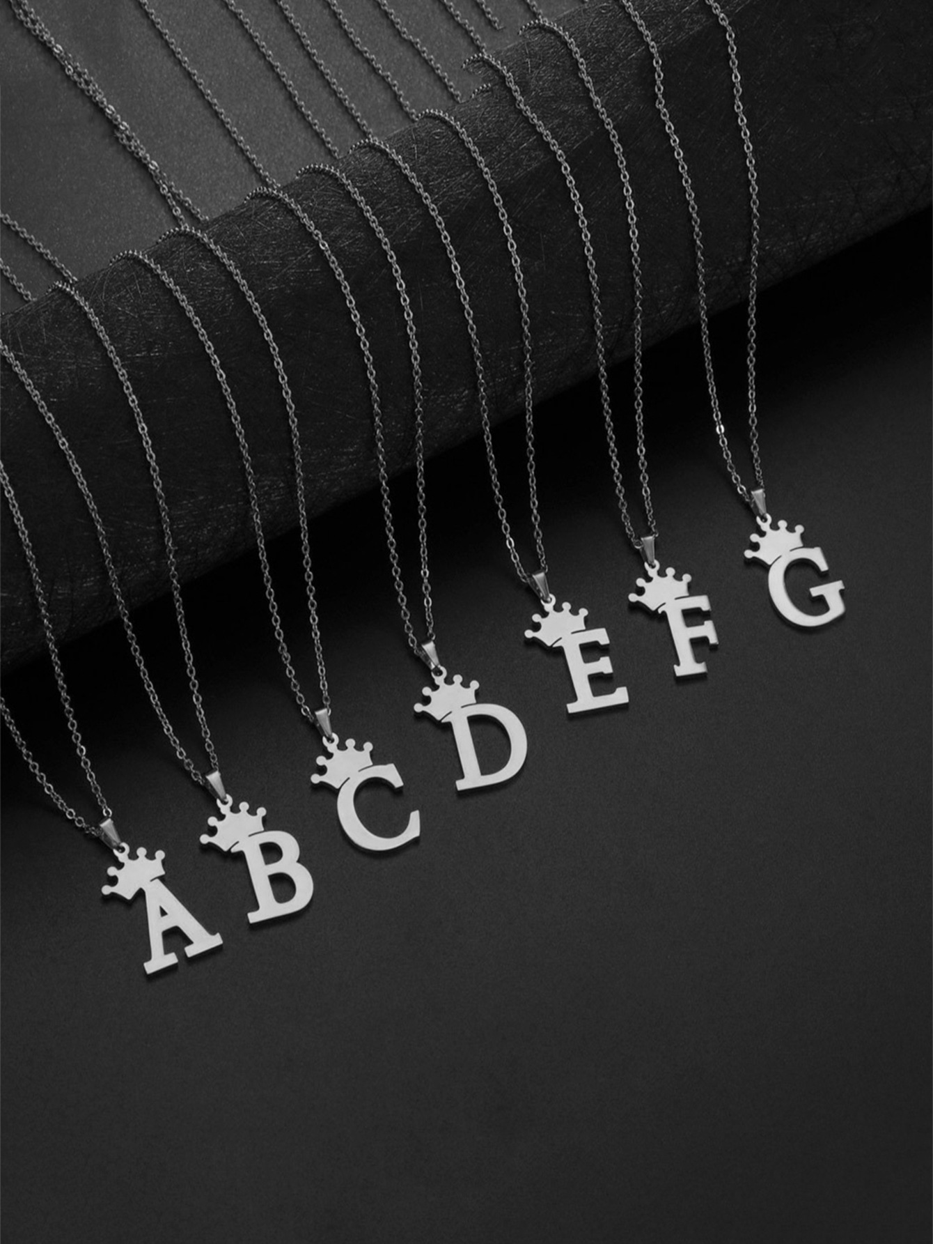 Streetwear Letter Crown Stainless Steel Titanium Steel Polishing Women's Pendant Necklace display picture 1