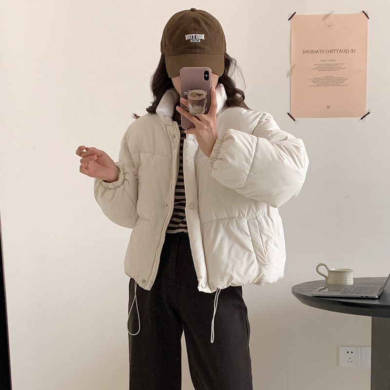 2025 ropa de algodón femenina ultra corta otoño invierno nuevo pequeño engrosado estilo coreano suelto ropa de pan de algodón chaqueta de algodón
