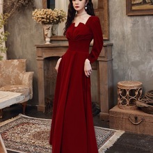 酒红色敬酒服新娘2025新款结婚便装订婚高级晚礼服连衣裙平时可穿