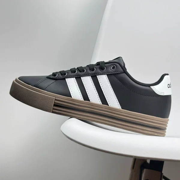 DAILY Sports 4.0 Unisex Versatile Low-Top Retro Casual Shoes, High-Style American Couple and Student Trendy Sneakers