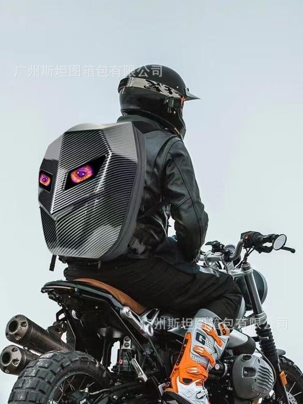 Iron Man Cycling Mochila luminosa Mochila LED Ojo Mochila de motocicleta Bolsa de casco impermeable fresco de carcasa dura para hombre