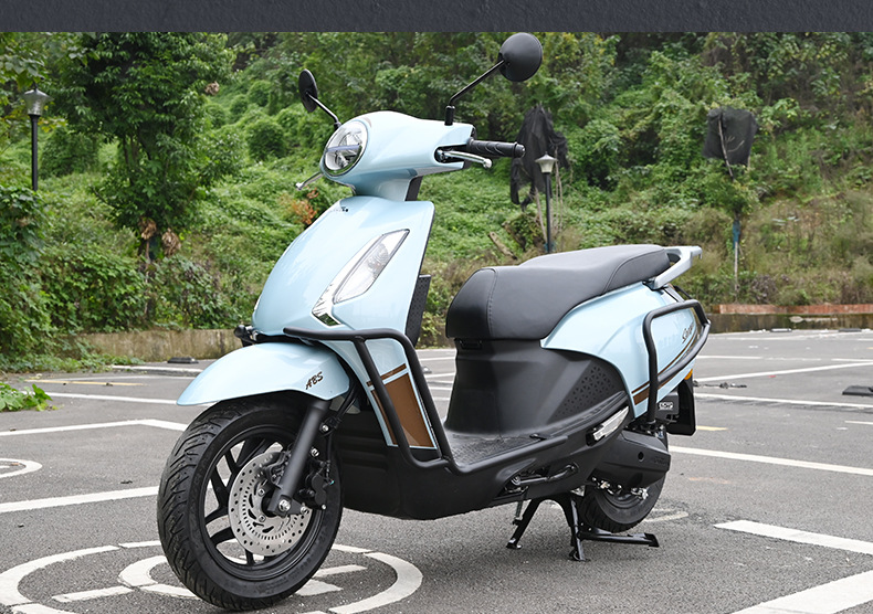 Suitable for Wuyang Honda Spacy125 motorcycle front and rear exhaust pipe guards, anti-fall bumpers, and pedal modification parts