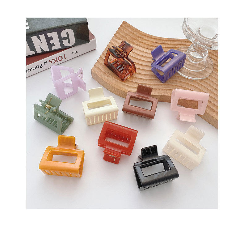 1 Piece Quantity Daily Occasion Sweet Women'S Solid Color Arylic Resin Hair Claws