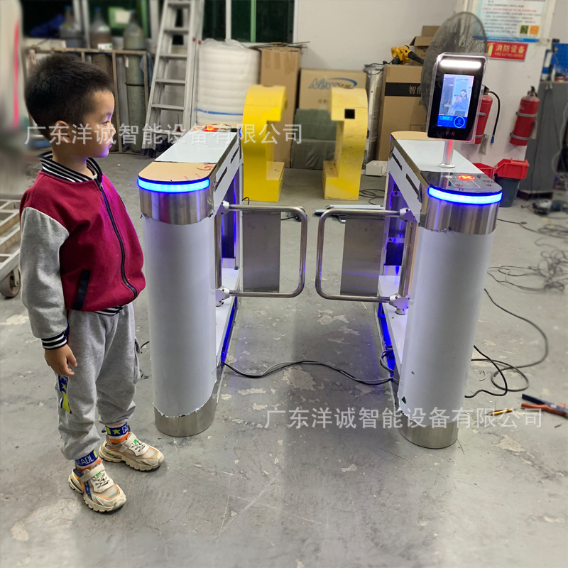 国际幼儿园门禁刷卡抓拍闸机微信推送信息平台幼儿园摆闸通道闸厂