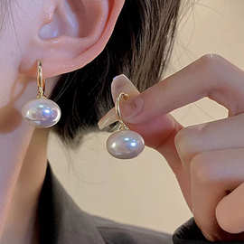 韩国彩色仿珍珠耳扣女2023夏季新款简约耳环个性百搭大气耳坠