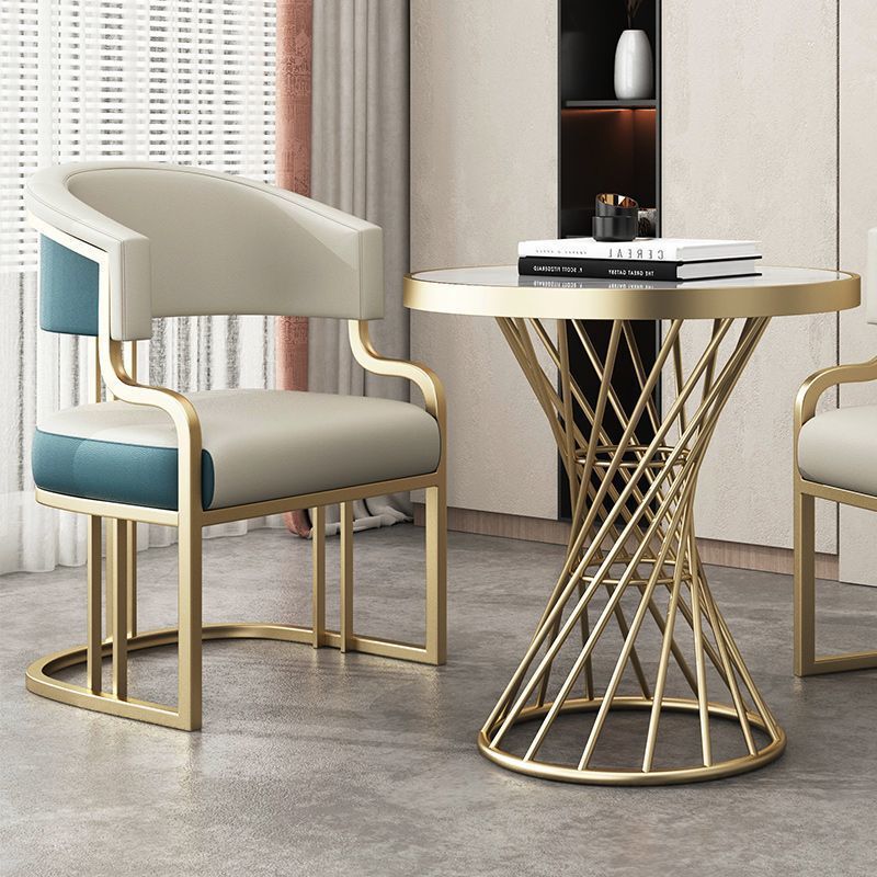 Легкий роскошный диван 1 стол 1 стул бежевый серый