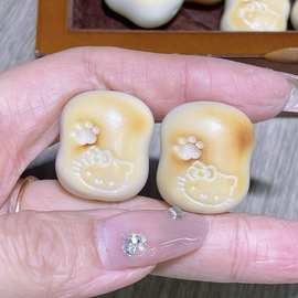 象牙果炭烤kitty猫肥皂卡通配件手工DIY文玩手串手工编织隔珠配饰