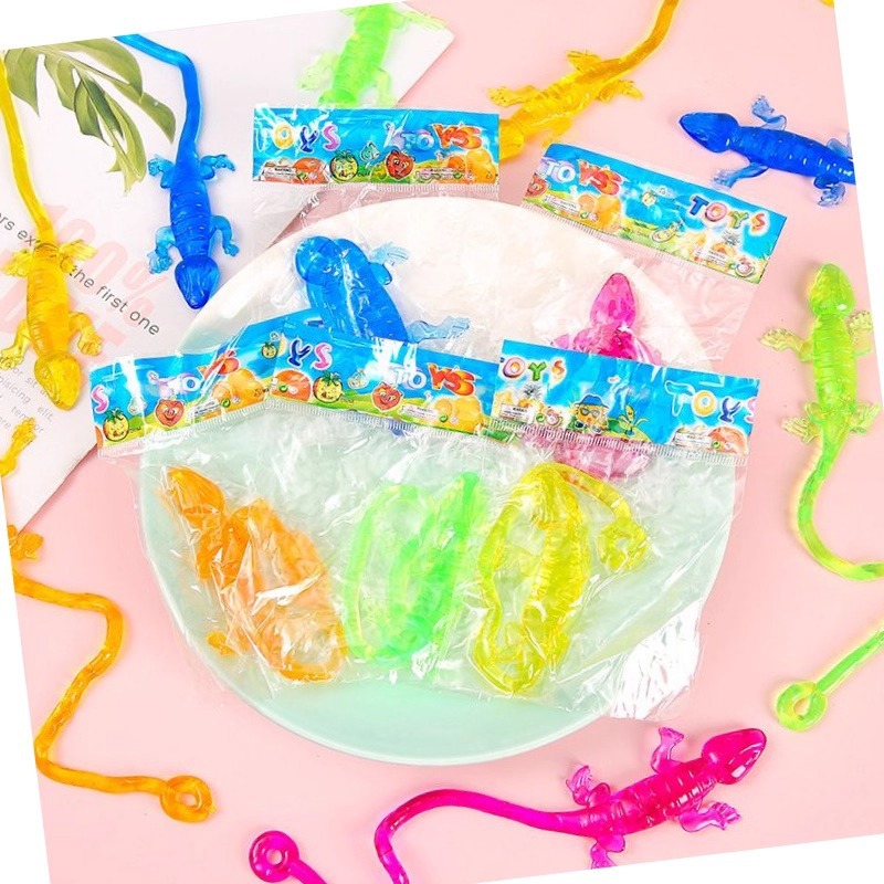 Stress Relief Sticky Little Gecko Spider-Man Wall Climber Prank Sticky Palm Sticky Fun Lizard Vent Toy