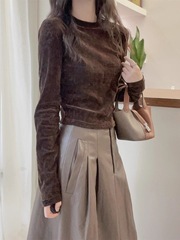 简约咖色金丝绒上衣打底衫女秋季新款时尚修身显瘦圆领长袖T恤潮