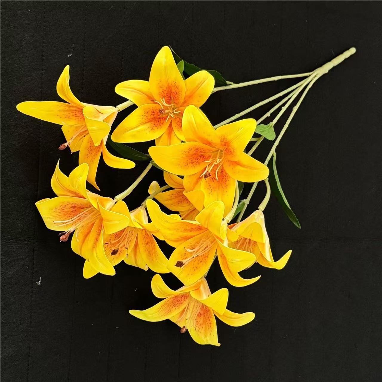 Artificial flower lily 9 lily PU lily background decoration wholesale