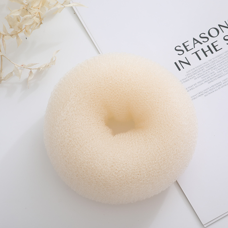 Fabricantes de bolos de cabeza de punto para el cabello atado adornamiento de cabello trenzado artefacto de donut anillo de cabello brote de flores herramientas de cabello