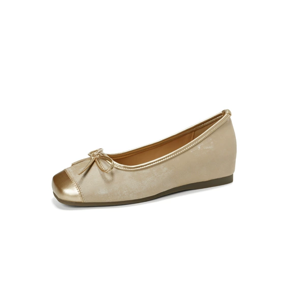 Champagne color