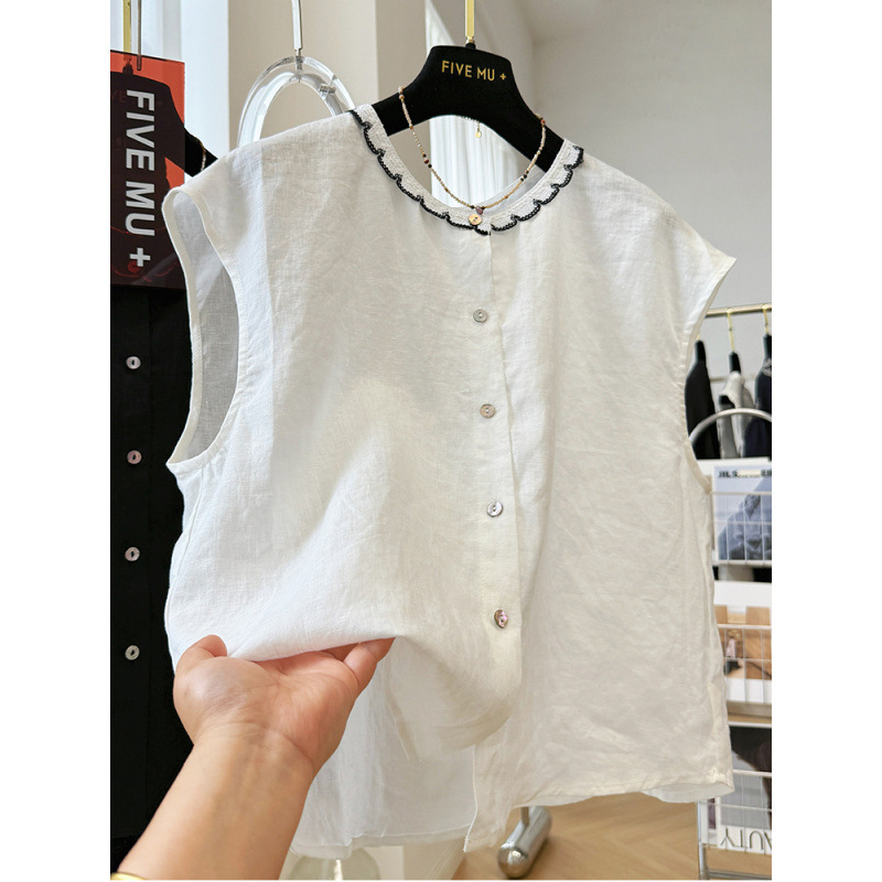 Summer shirt sleevless with a round collar