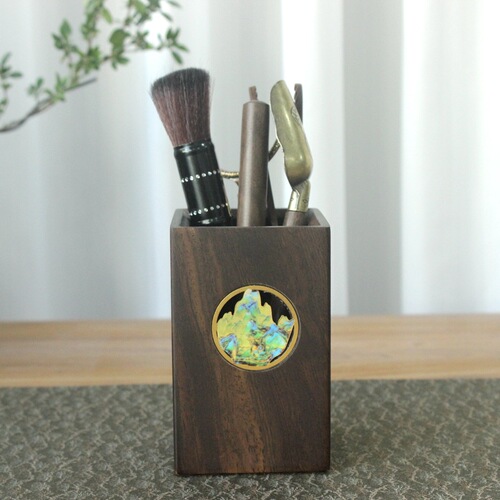 Black Ebony Tea Ceremony Six Gentlemen Set: Solid Wood Chinese-Style Kung Fu Tea Utensils, Including Tea Tray, Tea Accessories, Tea Clip, Tea Needle, and Tea Spoon.