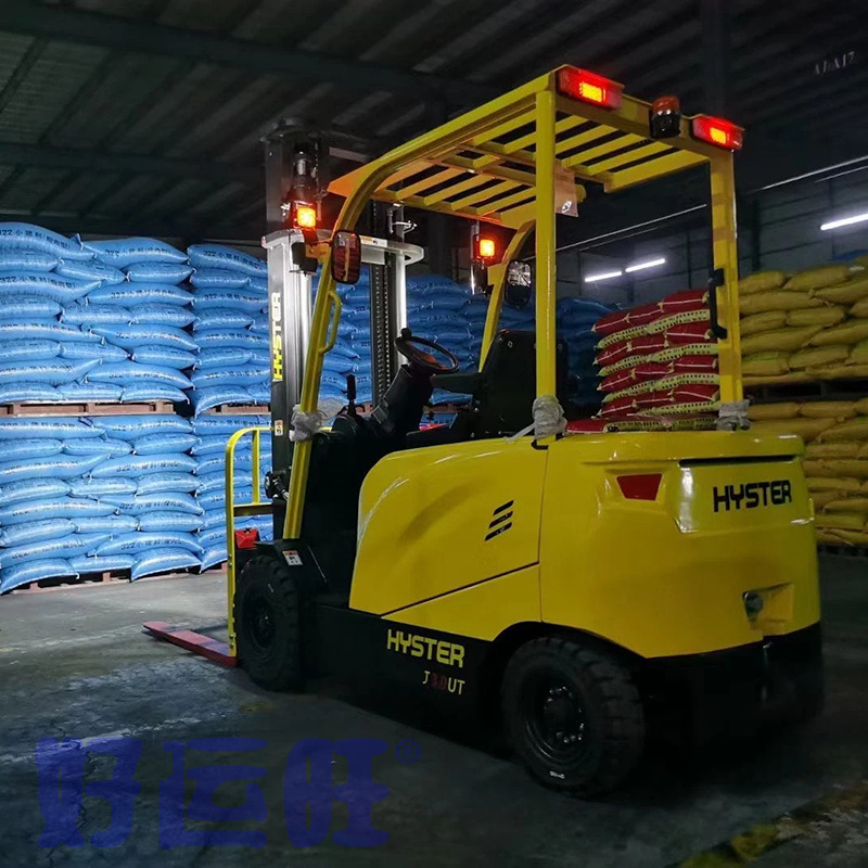 海斯特座驾式2.5吨平衡重式电动叉车库存尾货处理出售J2.5UT