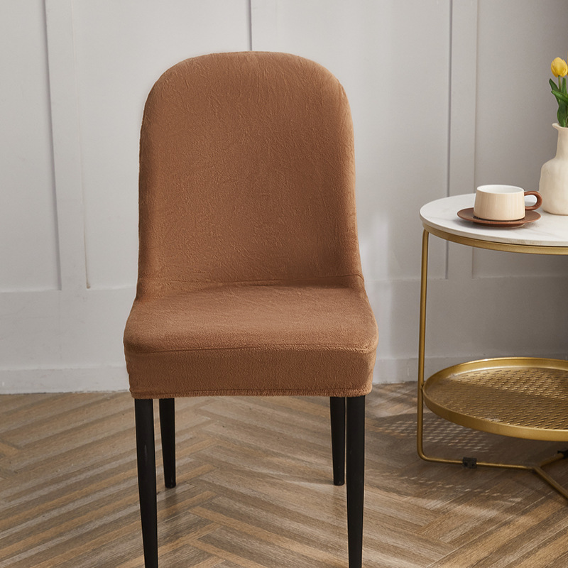 Cubierta de silla curva de felpa corta engrosada transfronteriza color sólido hogar elástico mesa de comedor silla cubierta simple antideslizante palillos cubierta
