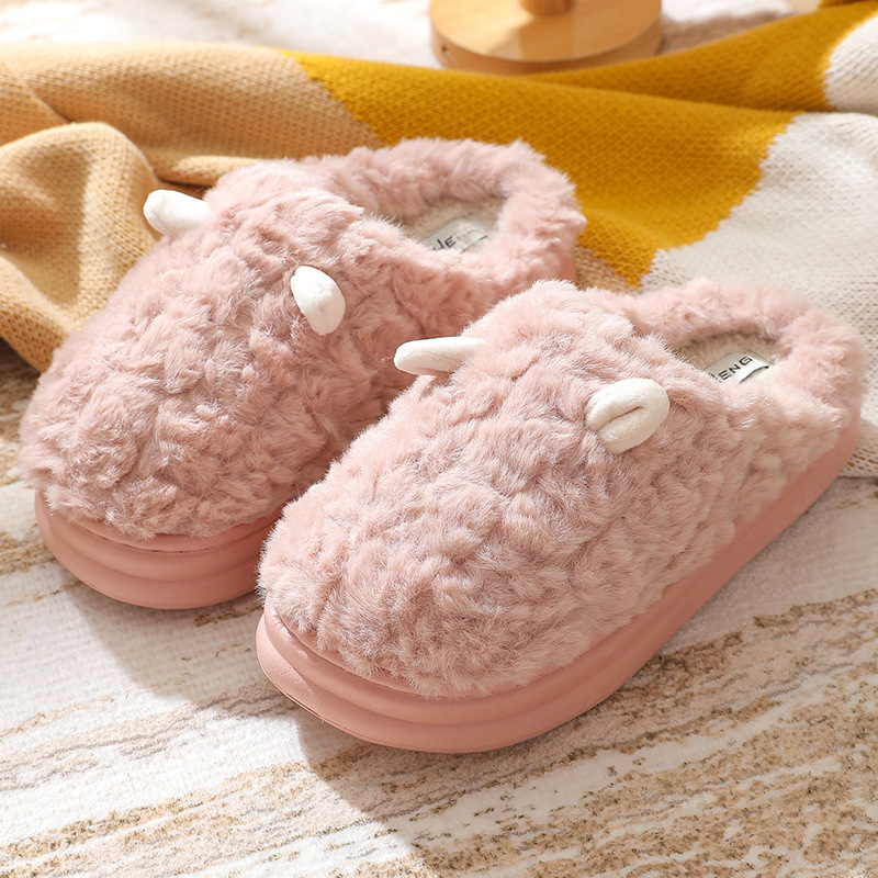 Nuevas zapatillas de algodón de dibujos animados para mujer, casa de otoño e invierno Baotou parejas hogar cálido antideslizante zapatillas de felpa de algodón para hombres