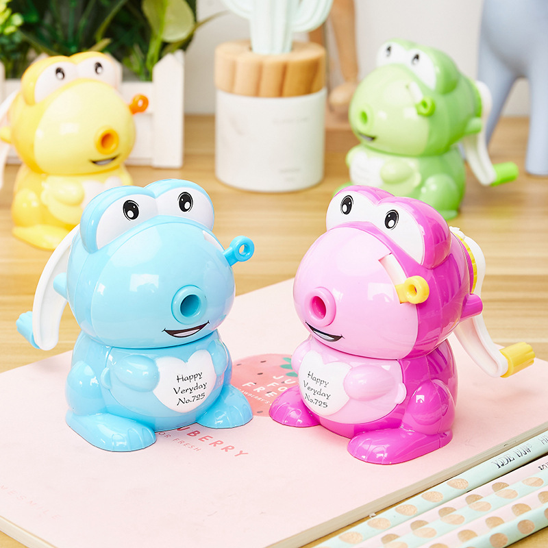 OEM personalizado 725 ojos grandes rana sacapuntas de manivela sacapuntas de dibujos animados para niños sacapuntas con forma de animal de dibujos animados