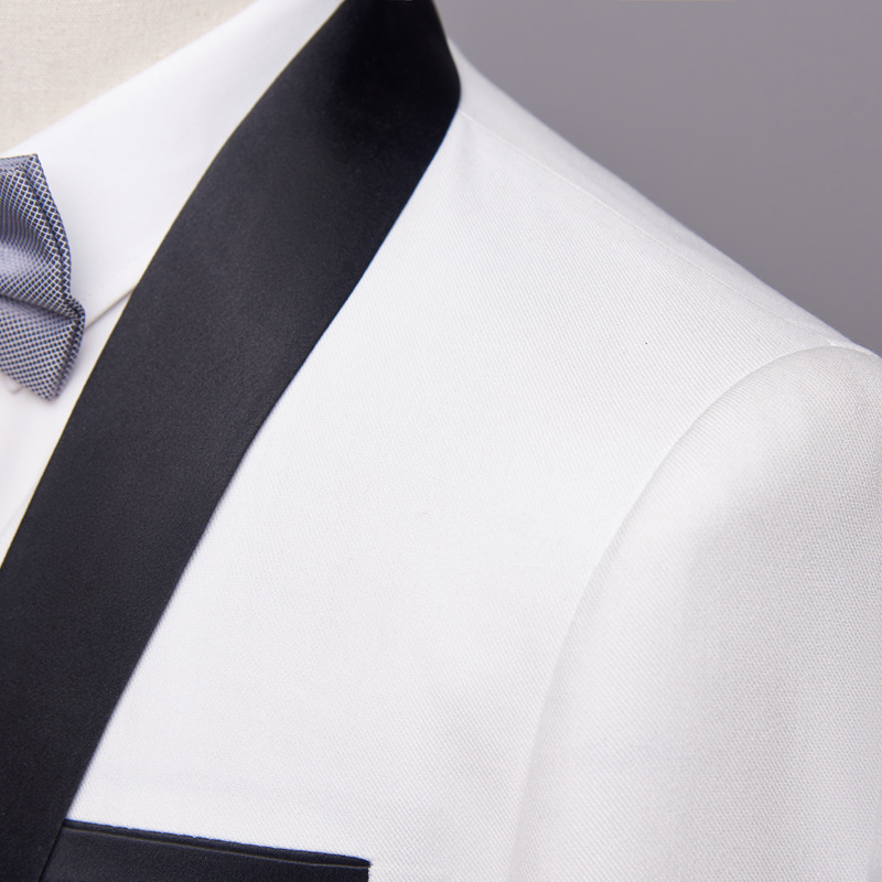 Completo da smoking da uomo a tre pezzi con collo a scialle, giacca elegante da sera con vestibilità slim per matrimoni ed eventi._voghion.com