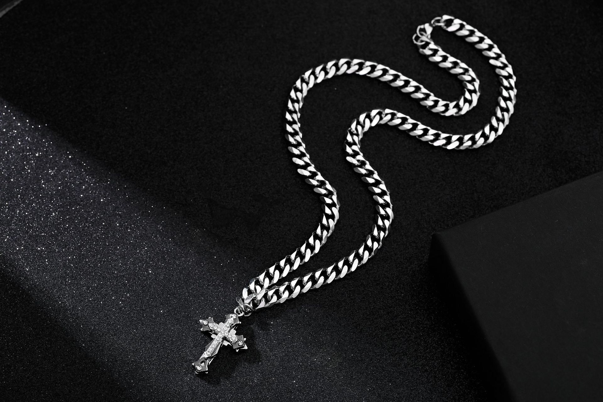 IG Style Simple Style Classic Style Cross Alloy Titanium Steel Unisex Pendant Necklace 1 Piece display picture 7