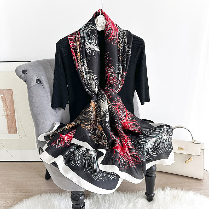 Primavera y verano nuevo nuevo estilo seda satén estampado toalla larga imitación seda satén retro protector solar chal temperamento de viaje versátil