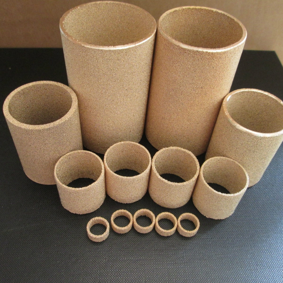 批量供应消声器铜粉烧结滤芯宝塔型消声器消声罩铜基滤芯