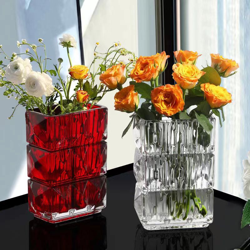 Nordic style crystal glass vase, high-end ornaments, ins feng shui cultivated glass flower ware, decoration vase wholesale