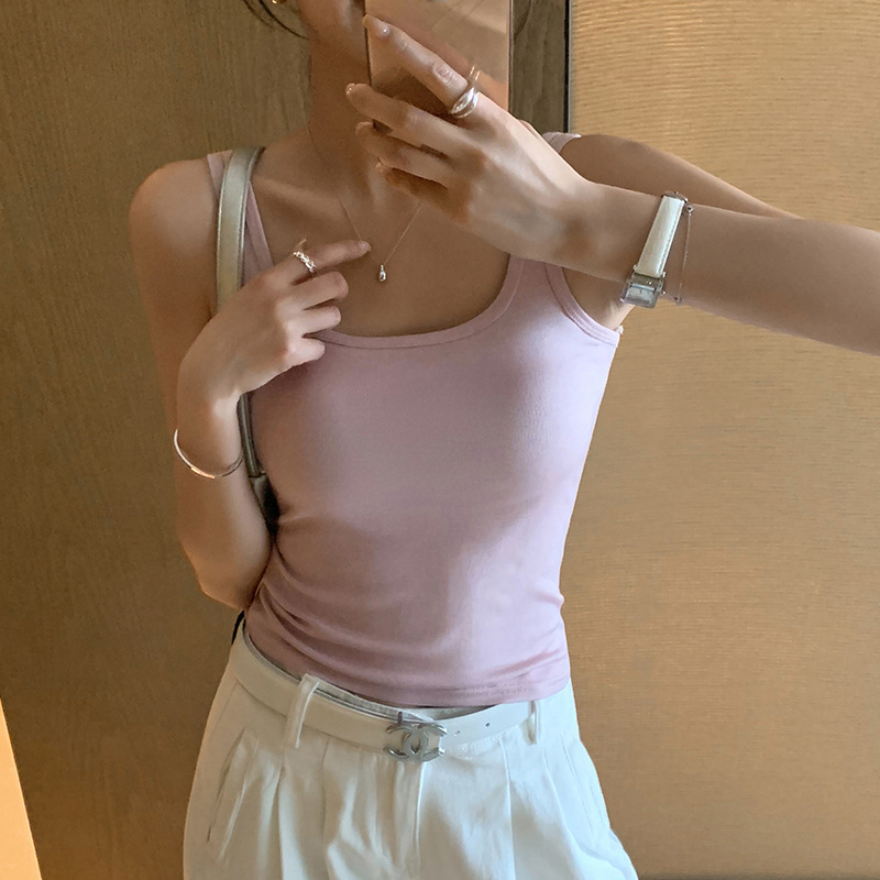 Sleeveless U-Neck Slim-Fit Lyocell Tank Top for Women, Summer Thin Style, Beautiful Clothing That Covers Side Breasts and Highlights Beautiful Back Sleeveless U-Neck Slim-Fit Lyocell Tank Top for Women, Summer Thin Style, Beautiful Clothing That Covers Side Breasts and Highlights Beautiful Back