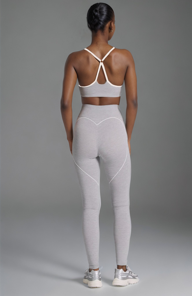 Procesamiento personalizado OEM comercio exterior europeo y americano transfronterizo belleza espalda deporte contraste color sujetador melocotón cadera alta cadera elástica pantalones de yoga