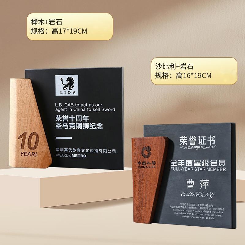 Trofeos de cristal coloridos personalizados metales de alta calidad creativos de resina de pentacos excelentes empleados medalla de grabación ordenada chapado en oro