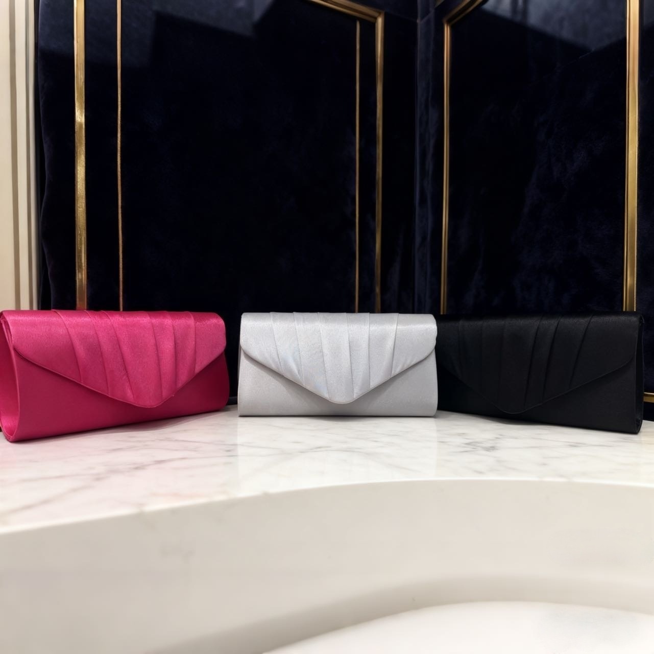 Amazon transfronterizo bolsa de cena de damas plegada bolsa de mano de color sólido fiesta de boda sobre de lujo bolsa de cena