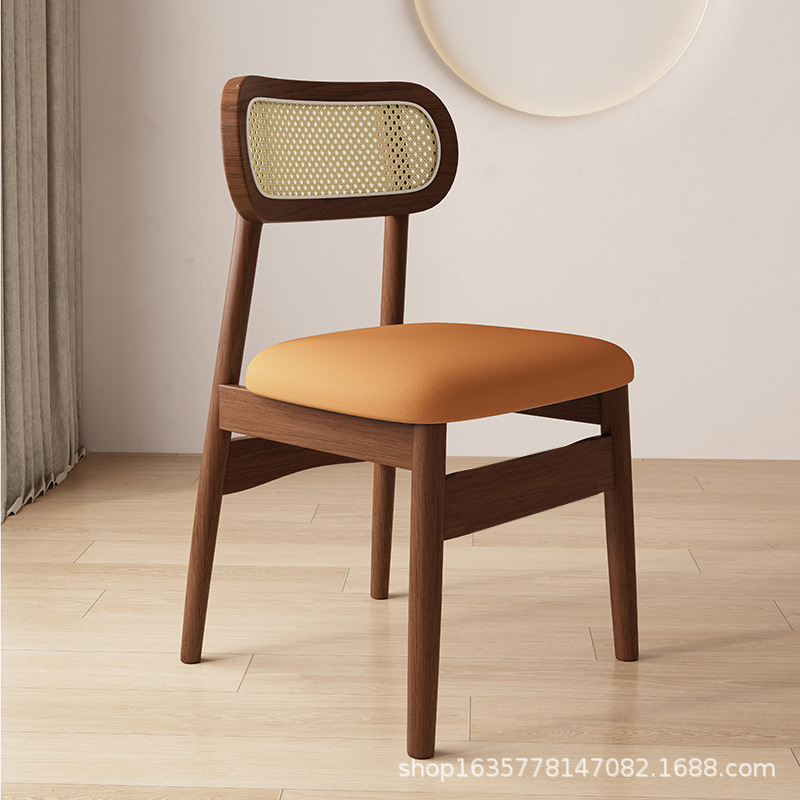 Sillas de madera sólida de caña de caña de mesa de comedor nórdico retro respaldo taburetes de caña simple y moderno hotel
