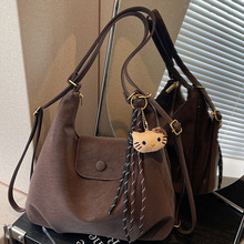 �r�����e���������ذ�Ů2025�����¿�͹ź��s�μ�����ֵ�p���