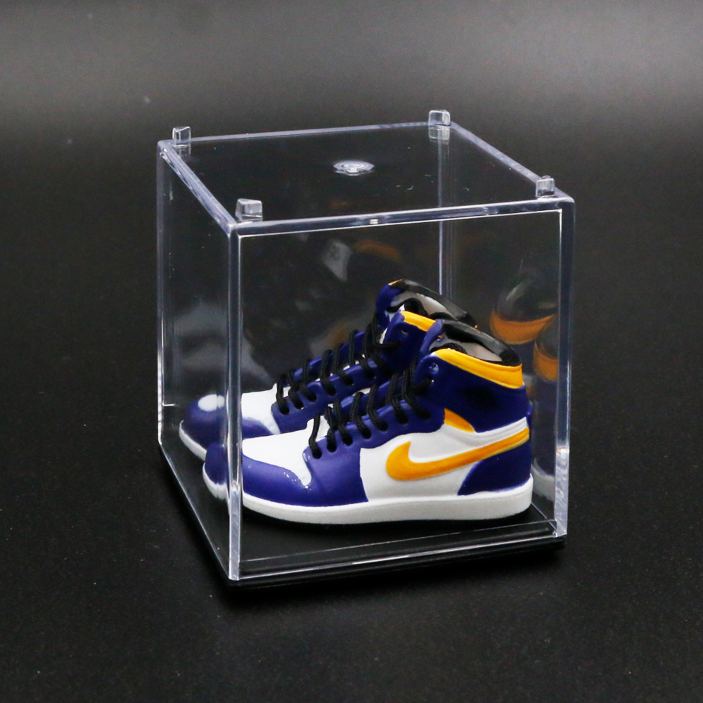 AJ zapatos de baloncesto zapatos de moda mini modelo tridimensional dedo del pie rojo y negro decoración del coche decoración de la torta modelo de zapato hecho a mano