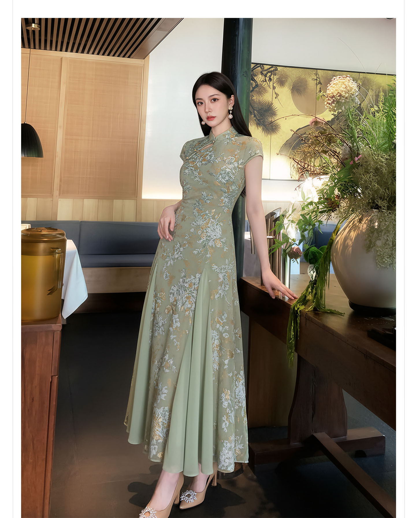 Đầm maxi nữ cổ đứng ren hoa thêu tay dài — Xanh lá cây nhạtcolor chi tiết 14