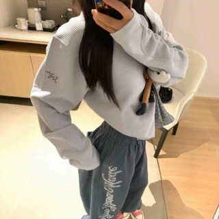 高品质~26秋冬新款半拉链卫衣女立领拼色口袋休闲百搭长袖上衣女
