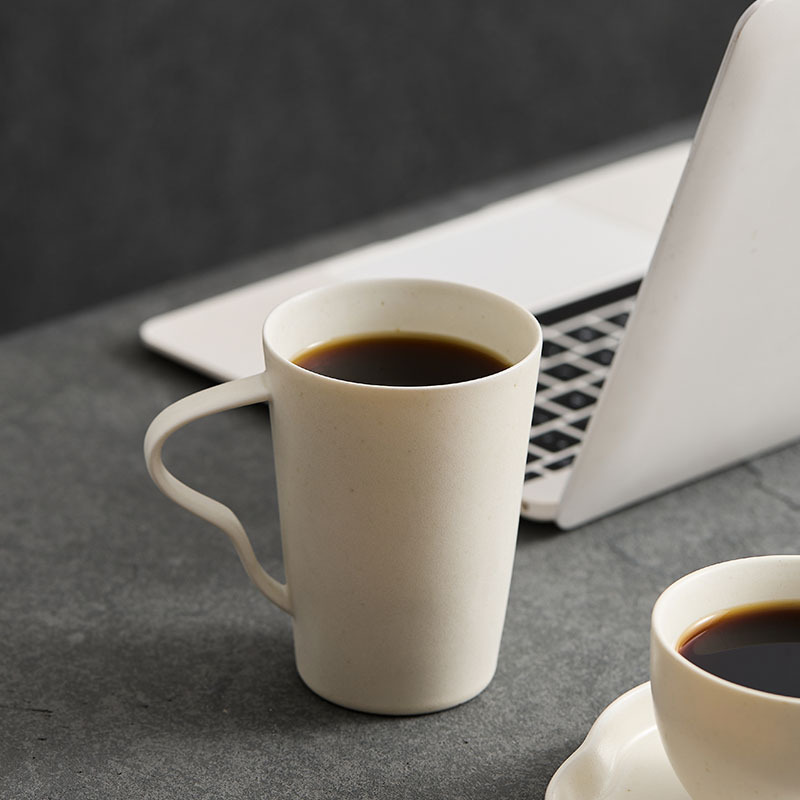 Taza de agua de montaña y río nubes taza de cerámica creativa en el hogar para regalar horno de regalo alto valor facial taza al por mayor